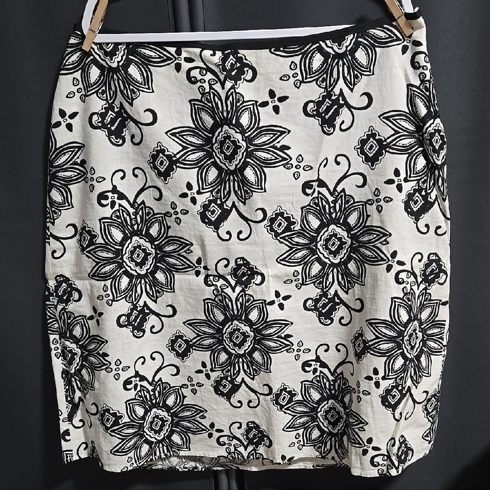 Floral Black and White Skirt